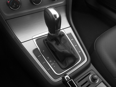 2017 Volkswagen Golf SEL
