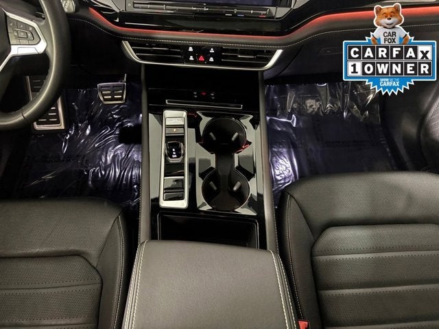 2025 Volkswagen Atlas Cross Sport 2.0T SEL R-Line Black