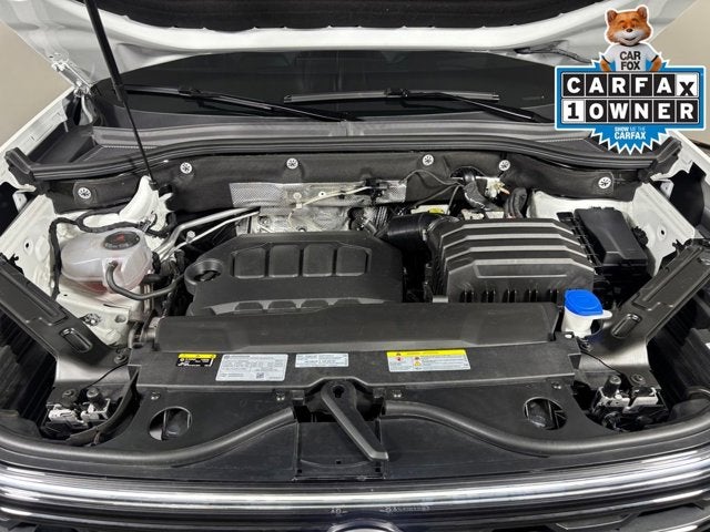 2025 Volkswagen Atlas Cross Sport 2.0T SEL R-Line Black