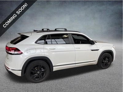 2025 Volkswagen Atlas Cross Sport 2.0T SEL R-Line Black