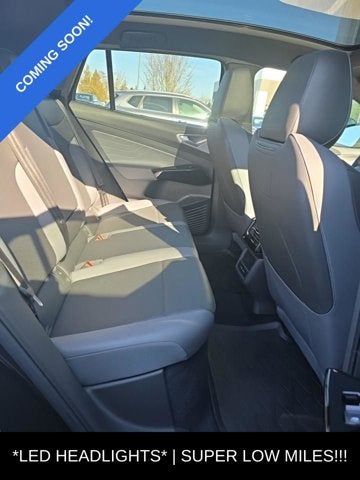 2023 Volkswagen ID.4 Pro