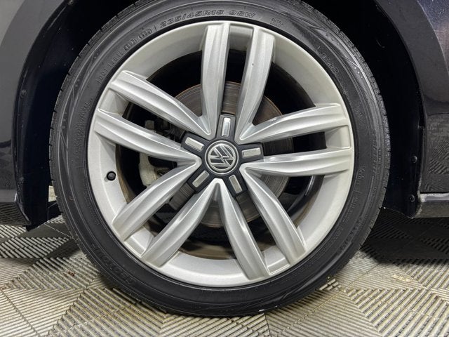 2017 Volkswagen Passat 1.8T SE w/Technology
