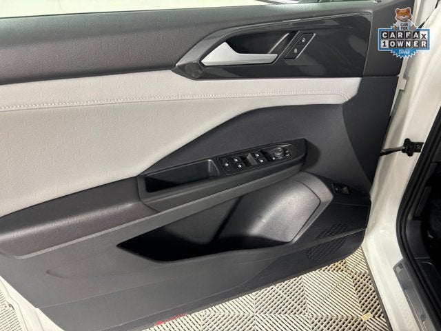 2023 Volkswagen Taos SEL