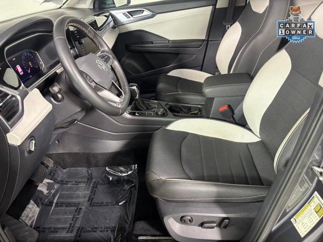 2025 Volkswagen Taos SEL