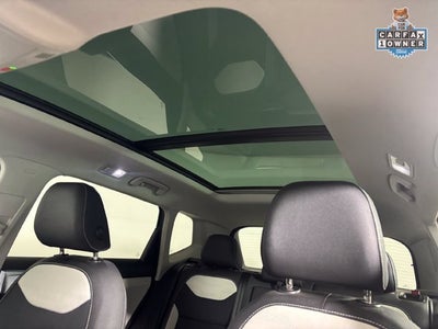 2025 Volkswagen Taos SEL
