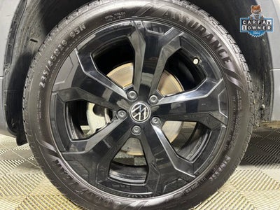 2025 Volkswagen Taos SEL