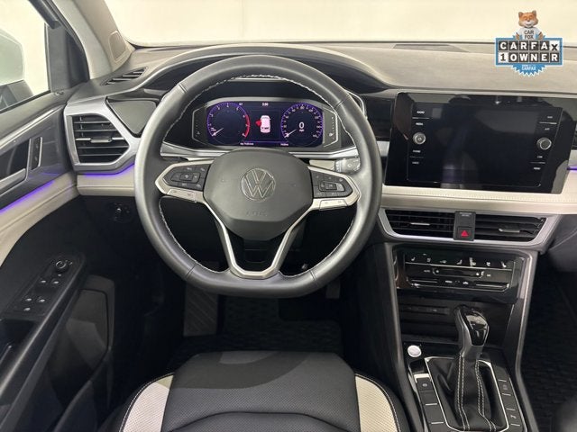 2025 Volkswagen Taos SEL