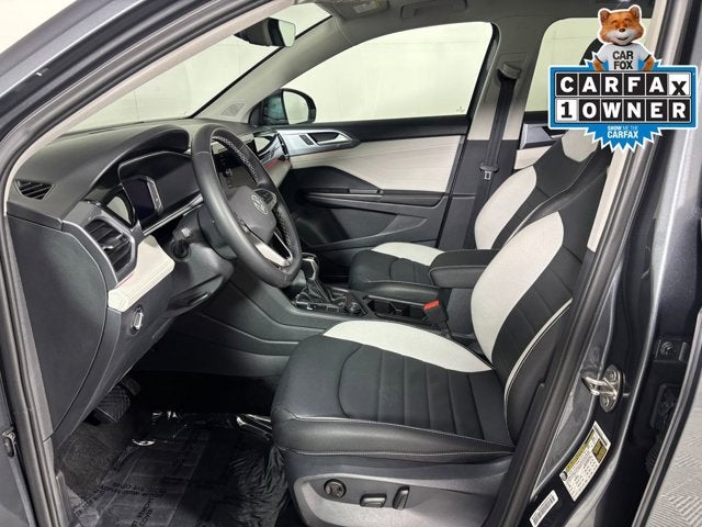 2025 Volkswagen Taos SEL