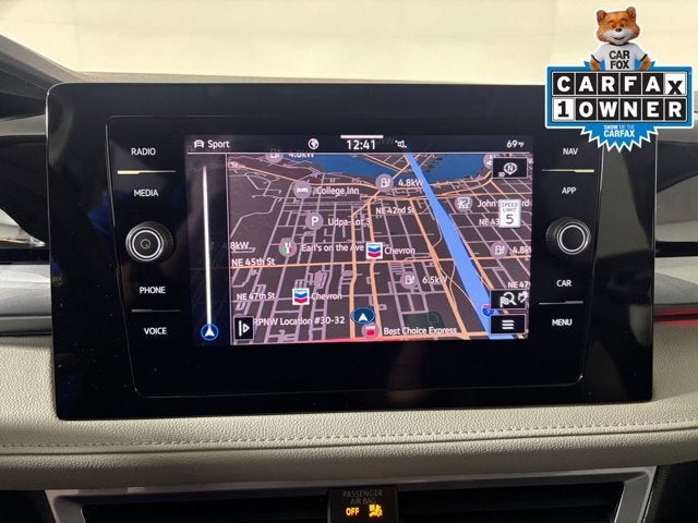 2025 Volkswagen Taos SEL