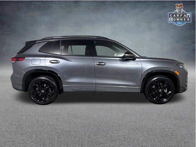 2025 Volkswagen Tiguan SE R-Line Black