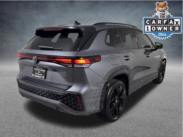 2025 Volkswagen Tiguan SE R-Line Black