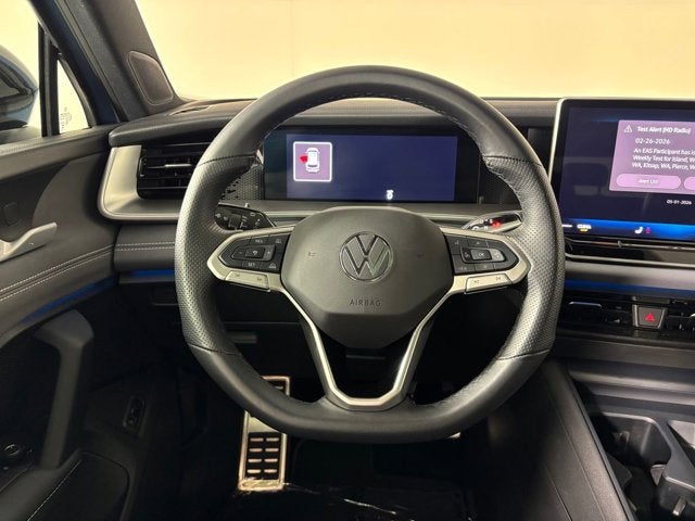 2025 Volkswagen Tiguan SE R-Line Black