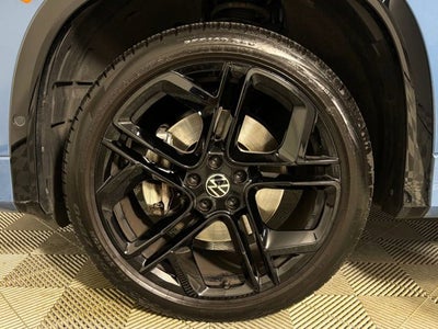 2025 Volkswagen Tiguan SE R-Line Black