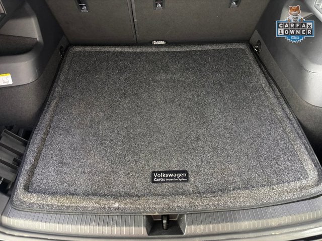 2025 Volkswagen Tiguan SE R-Line Black