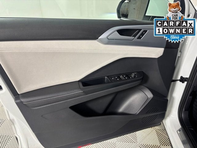 2025 Volkswagen Taos SE