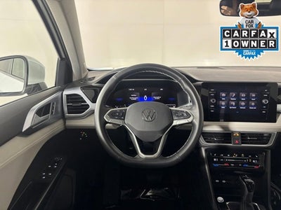 2025 Volkswagen Taos SE