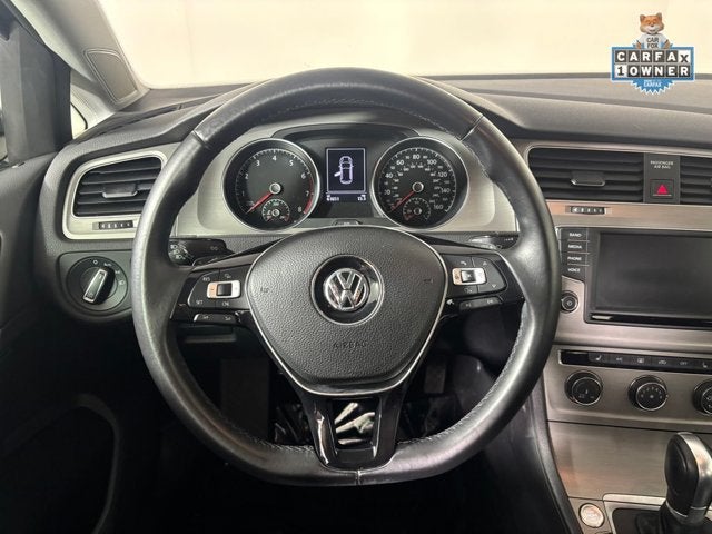 2017 Volkswagen Golf Wolfsburg