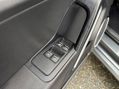 2013 Volkswagen Beetle Convertible 2.5L