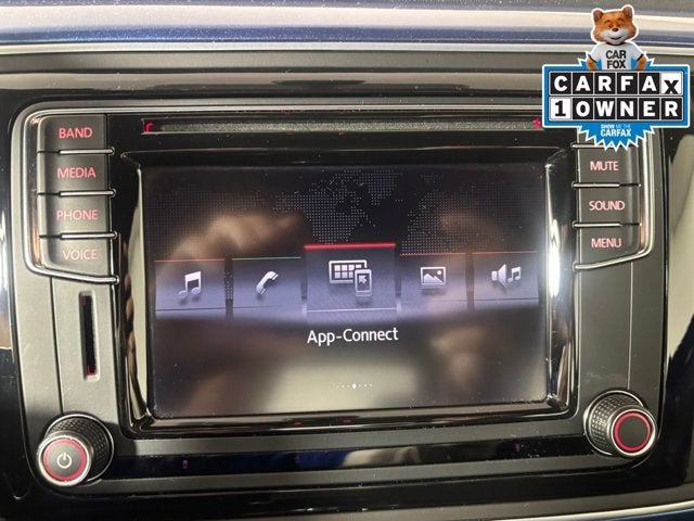 2017 Volkswagen Beetle 1.8T SE