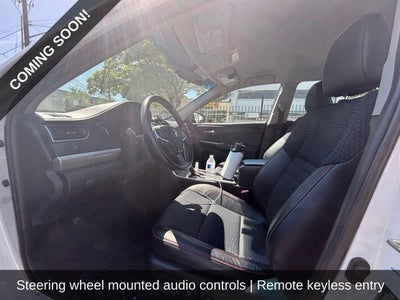 2015 Toyota Camry Hybrid SE