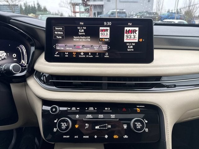 2023 INFINITI QX60 LUXE