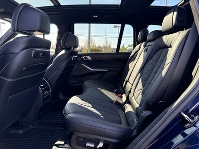 2023 BMW X7 xDrive40i