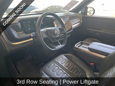 2025 Rivian R1S Adventure