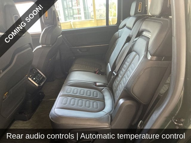 2025 Rivian R1S Adventure