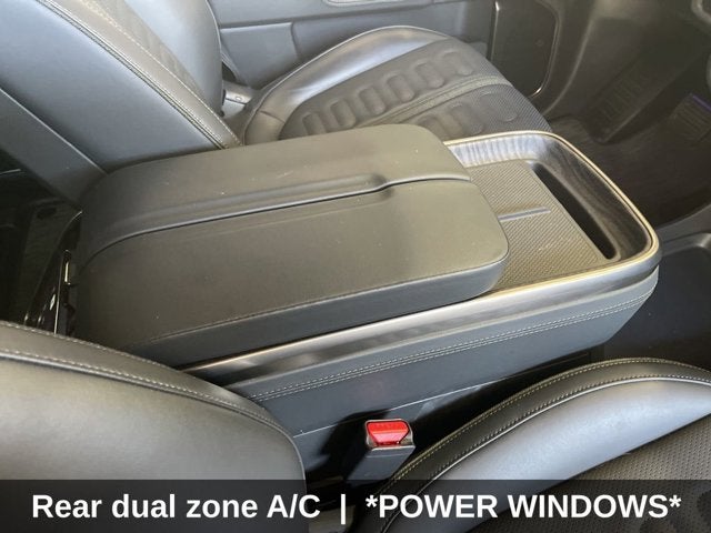 2025 Rivian R1S Adventure