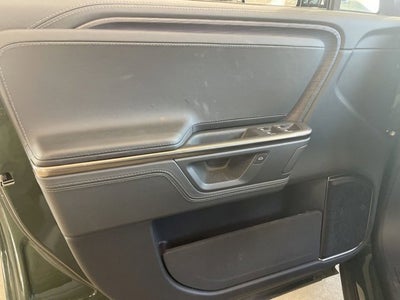 2025 Rivian R1S Adventure