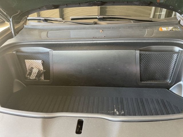 2025 Rivian R1S Adventure