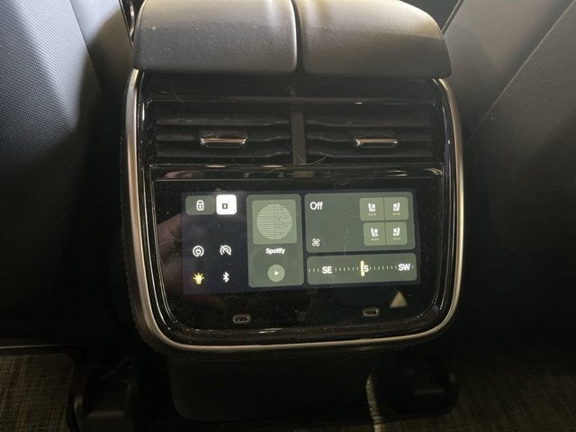 2025 Rivian R1S Adventure