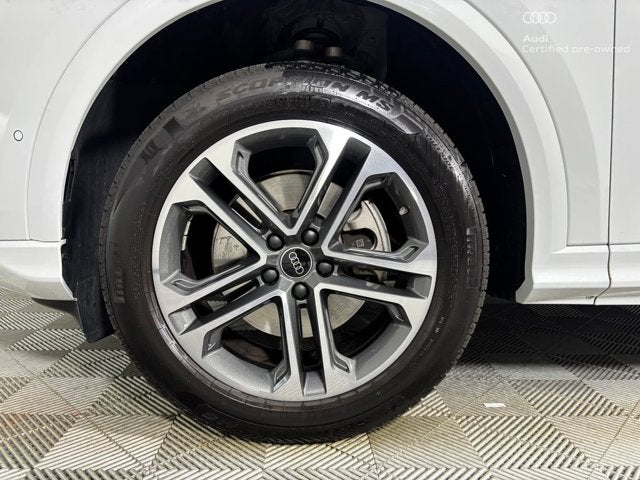 2025 Audi Q5 Premium