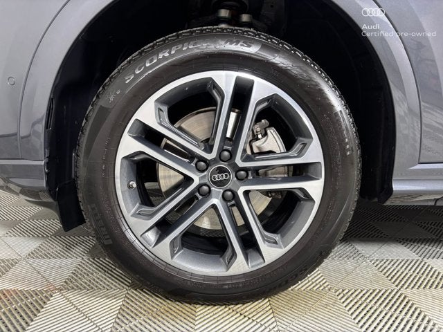2025 Audi Q5 Premium