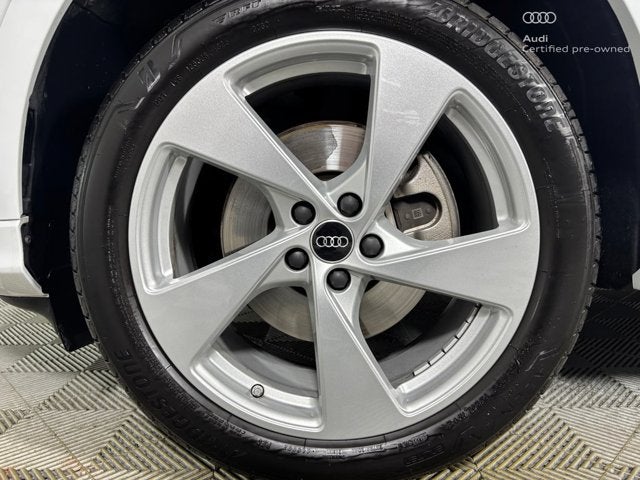 2025 Audi Q5 Premium Plus