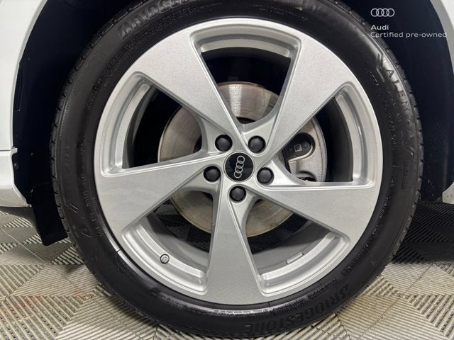 2025 Audi Q5 Premium Plus