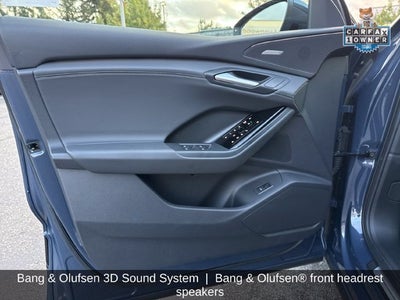 2025 Audi Q6 e-tron Prestige