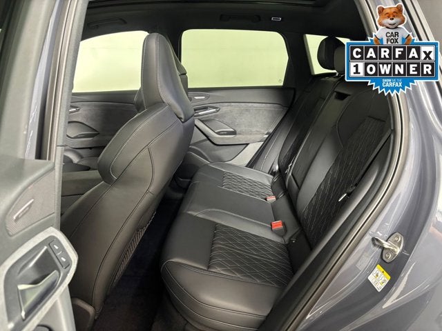 2025 Audi SQ6 e-tron Prestige