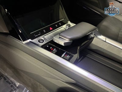 2024 Audi Q8 e-tron Premium Plus