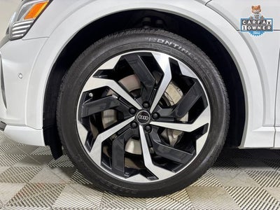 2024 Audi Q8 e-tron Premium Plus