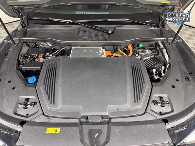 2024 Audi Q8 e-tron Premium Plus