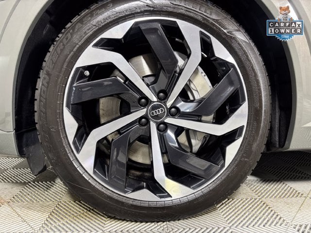 2024 Audi Q8 e-tron Premium Plus