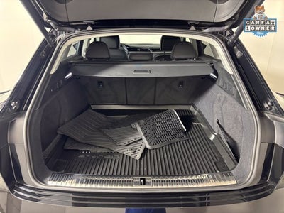 2024 Audi Q8 e-tron Premium Plus