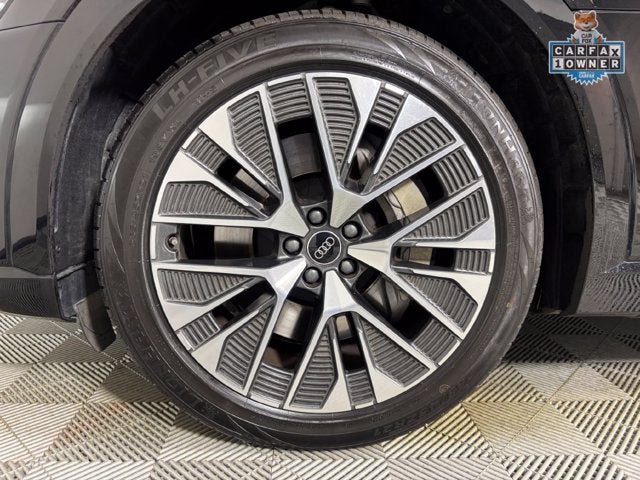 2024 Audi Q8 e-tron Premium Plus