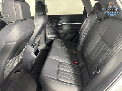 2024 Audi Q8 e-tron Prestige