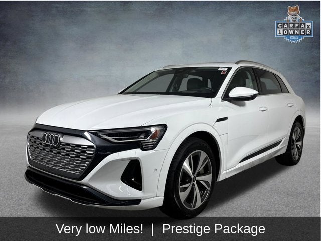 2024 Audi Q8 e-tron Prestige