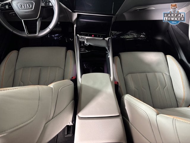 2024 Audi Q8 e-tron Prestige
