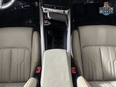 2024 Audi Q8 e-tron Prestige