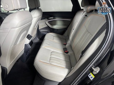 2024 Audi Q8 e-tron Prestige