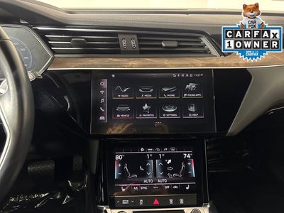 2022 Audi e-tron Premium